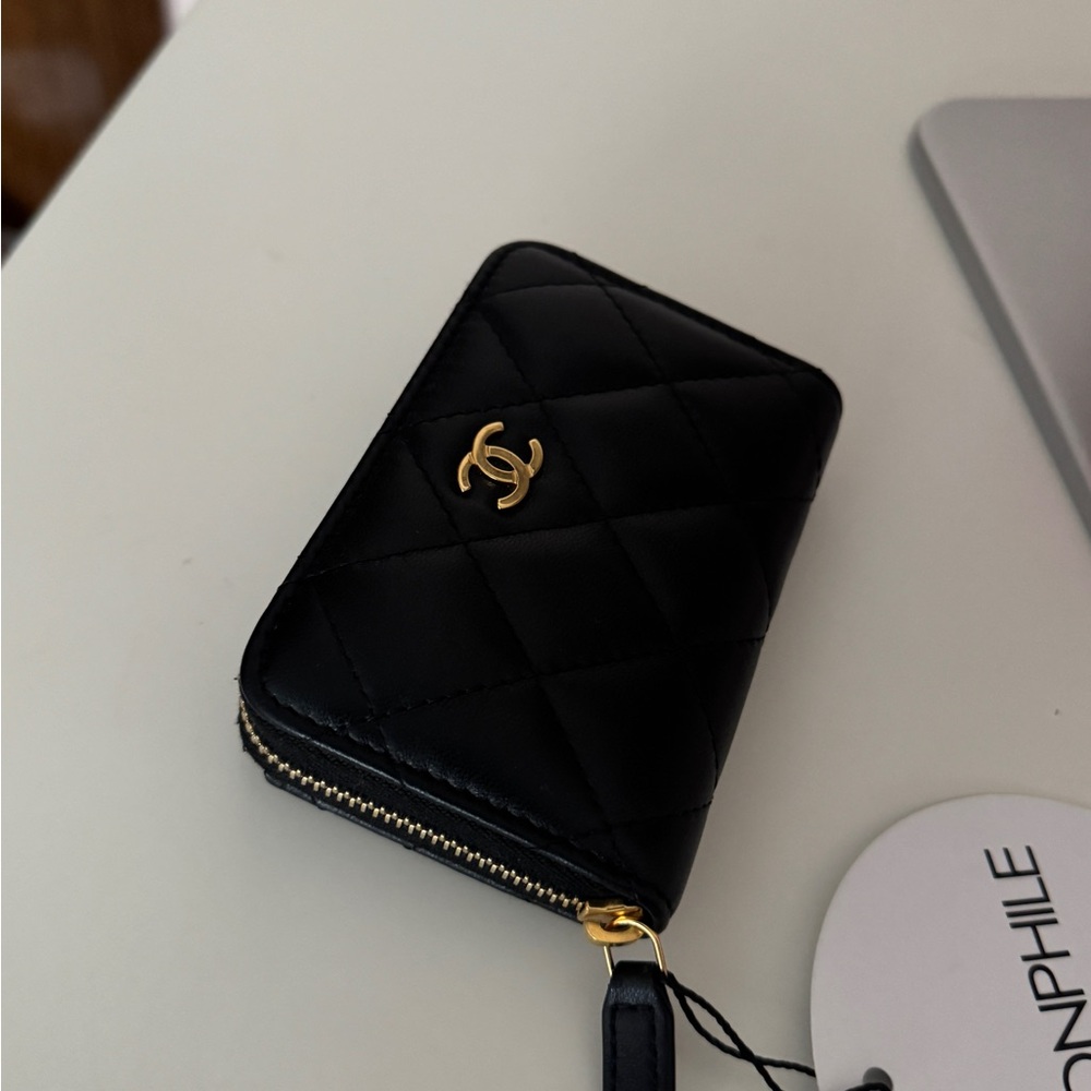 CHANEL Black Lambskin Quilted Leather Wallet Coin Case Card Holder